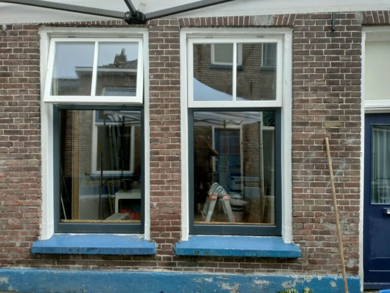 Monumentaal isolatieglas en nieuwe klepramen